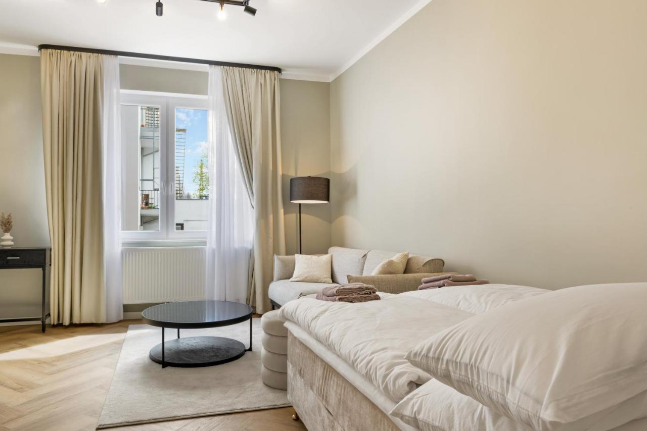 The Shine - Premium Studio-hbf-messe-buergerweide-citygate-oevb Arena Apartment